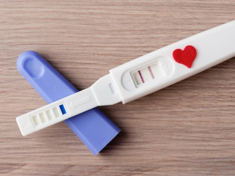 Показывает ли внематочную беременность анализ хгч